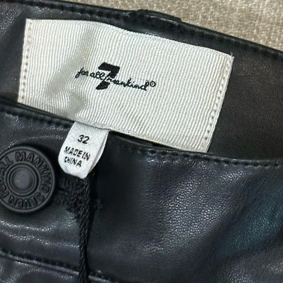 7 For All Mankind Women’s Black Faux Leather High Rise Bootcut Pants -SZ32 NWT - Picture 11 of 13